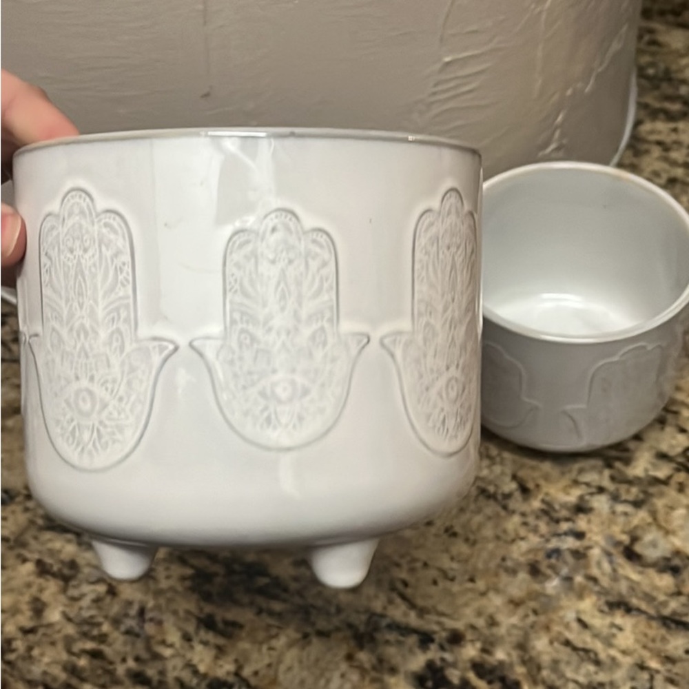 🪬White Ceramic Plant Holder Pot with Hamsa Design🪬